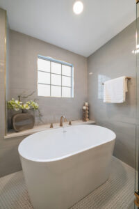 luxury bathroom interior designer